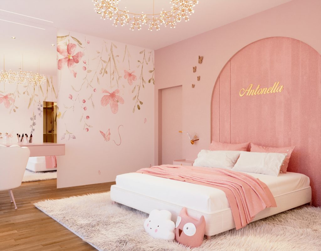Quarto infantil em tons de rosa com painel floral